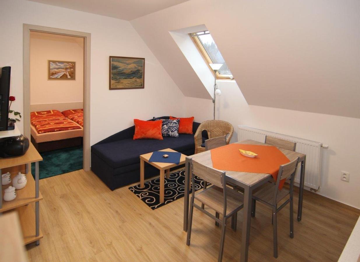 יאבלונק נאד ניסו Apartma Jablonec מראה חיצוני תמונה